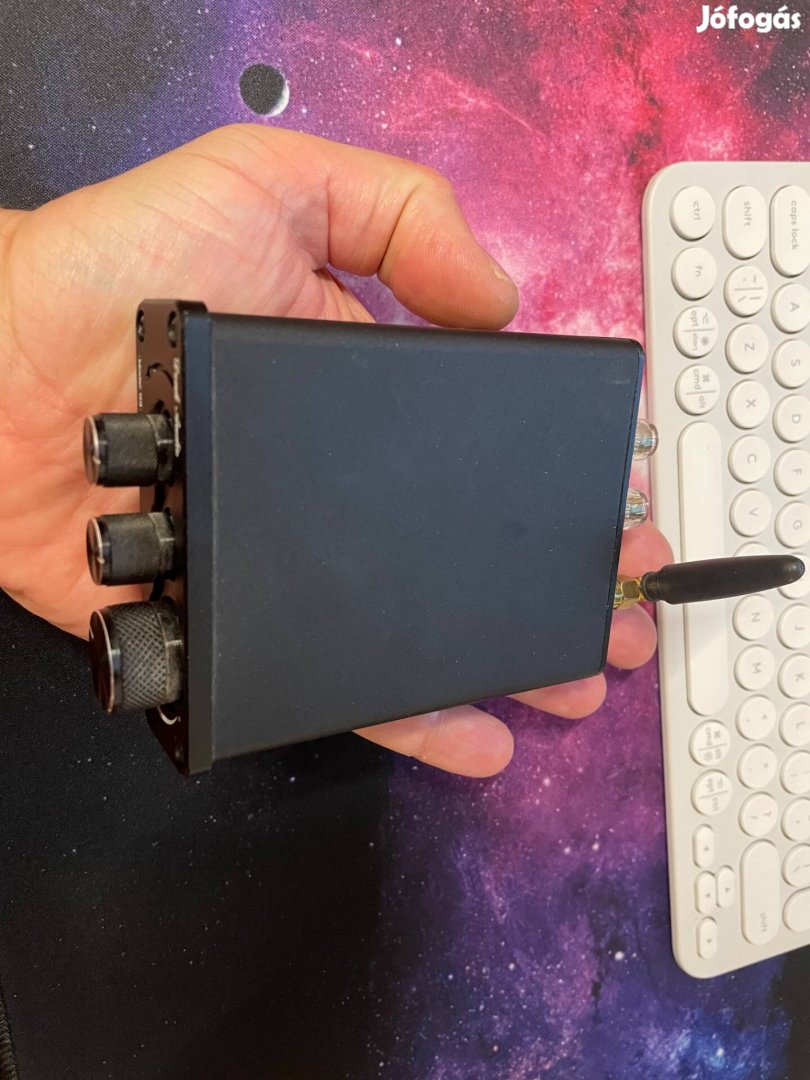 Douk Audio sztereó, hangszínszabályzós erősítő 2x50W