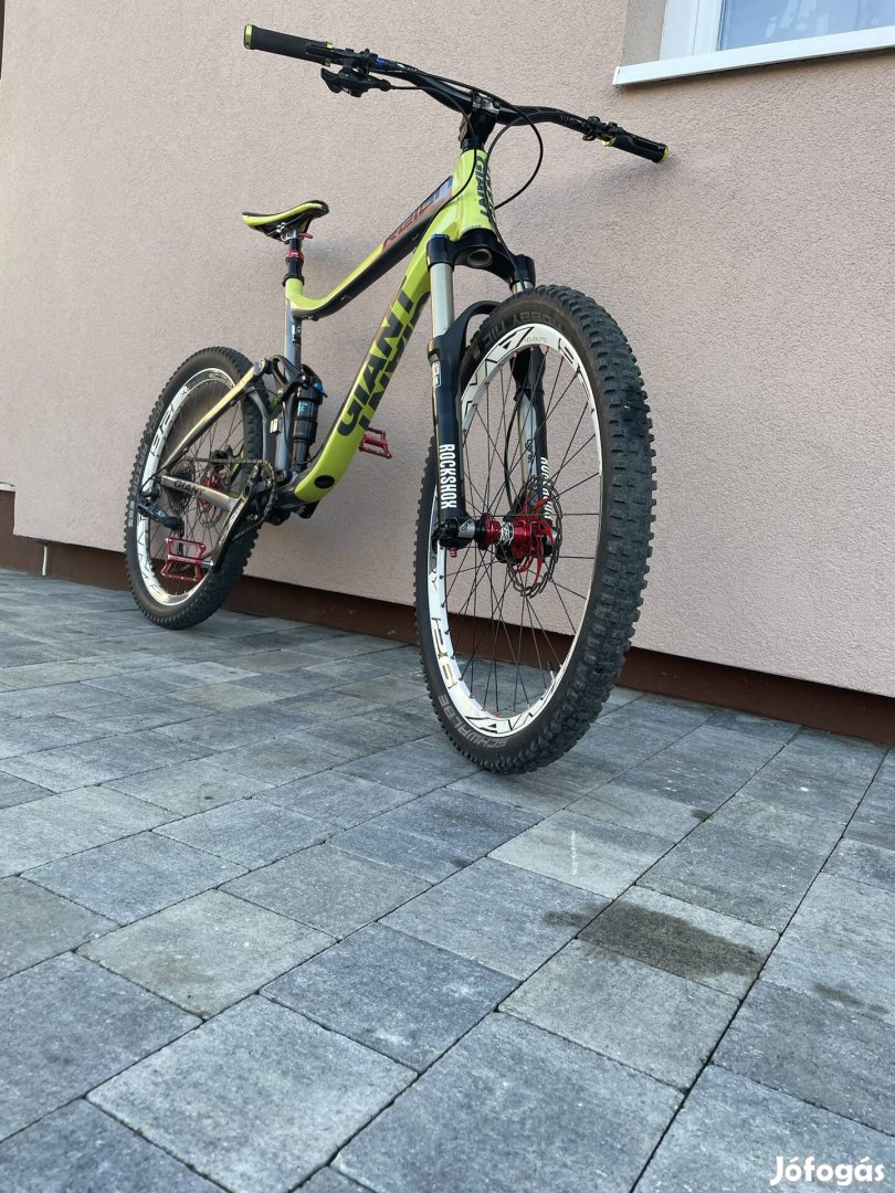 Downhill bicikli