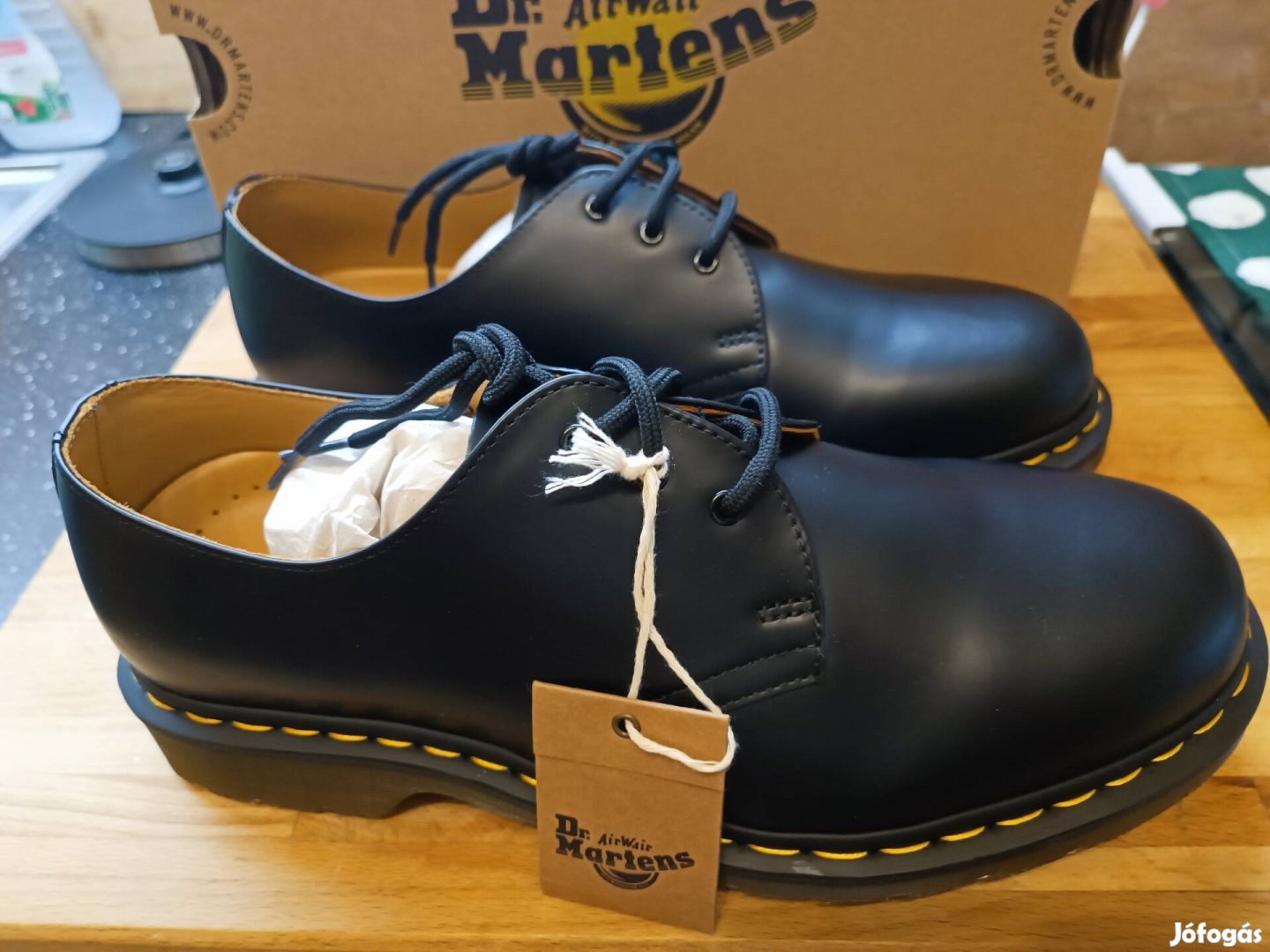 Dr Martens 1461.