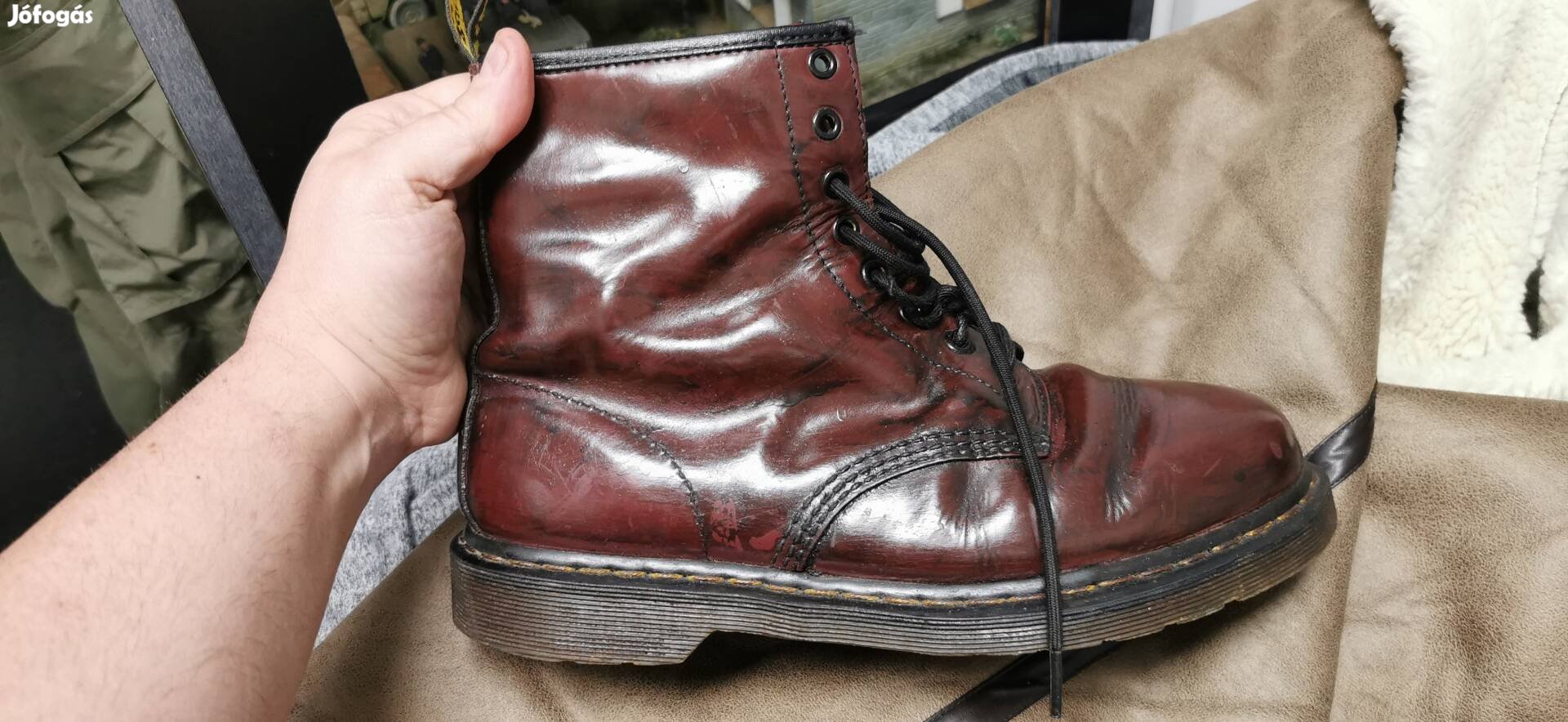 Dr Martens bakancs 44.