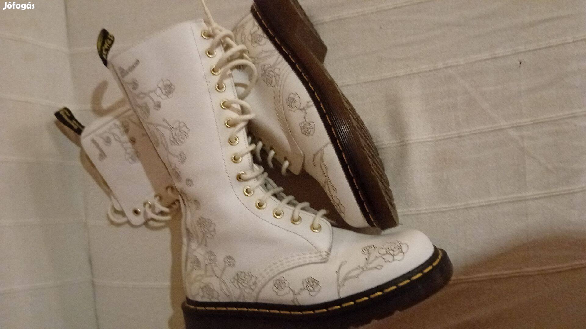 Dr.Martens bakancs női 14 soros fehér limitált, 37-es