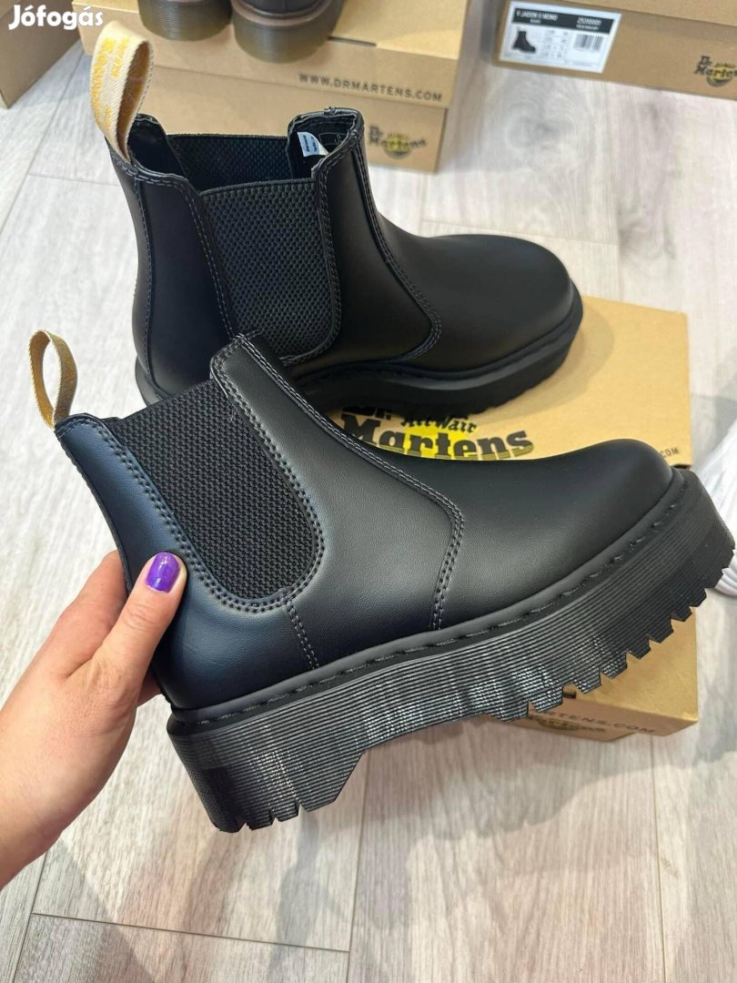 Dr. Martens vegan 2976 chelsea quad 39