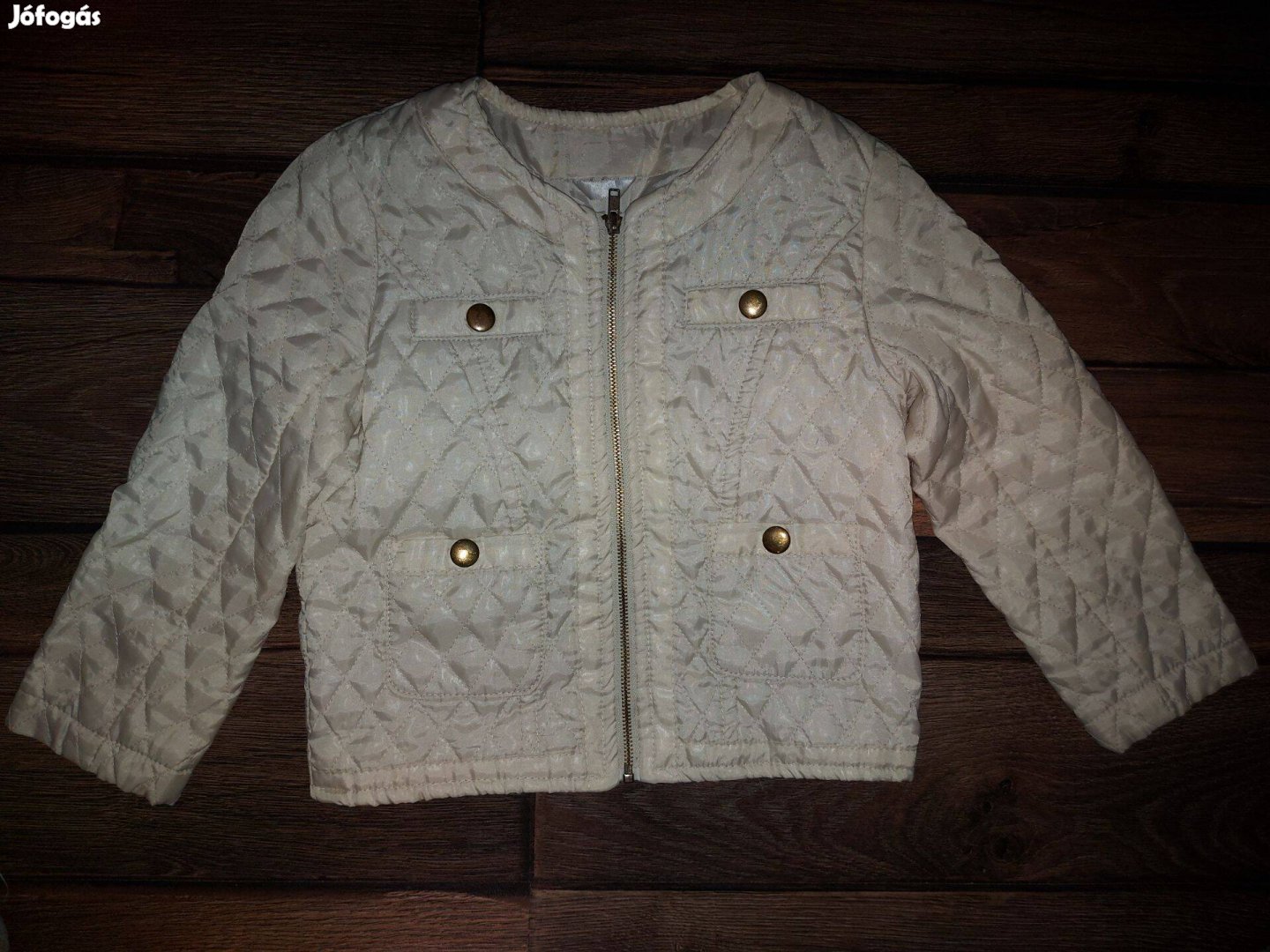 Drapp színű steppelt tavaszi kabát