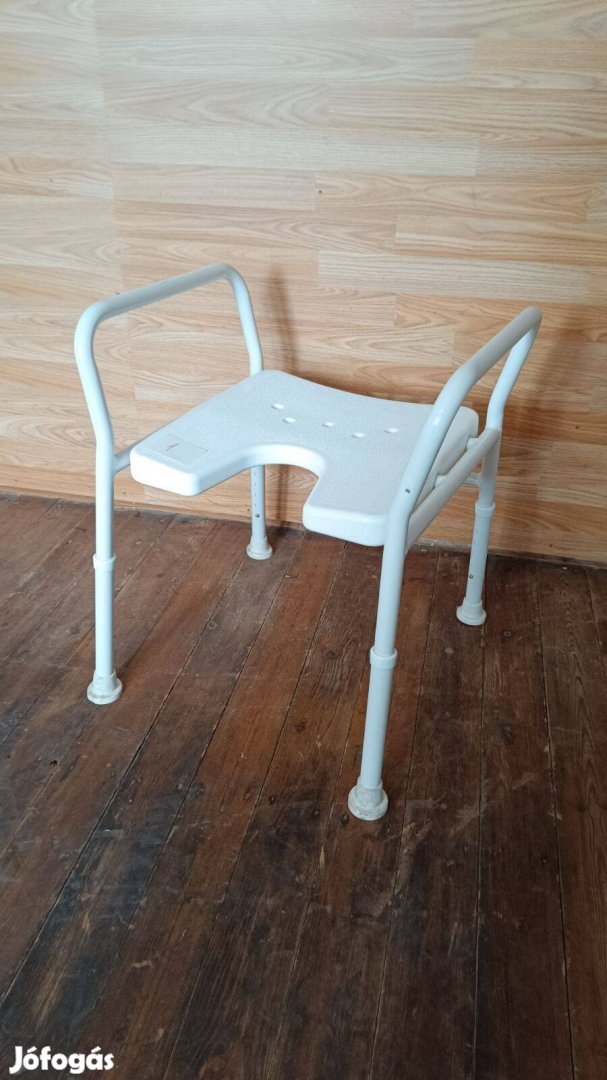 Drive Fürdetőszék karfákkal - állítható ülésmagasság! 1