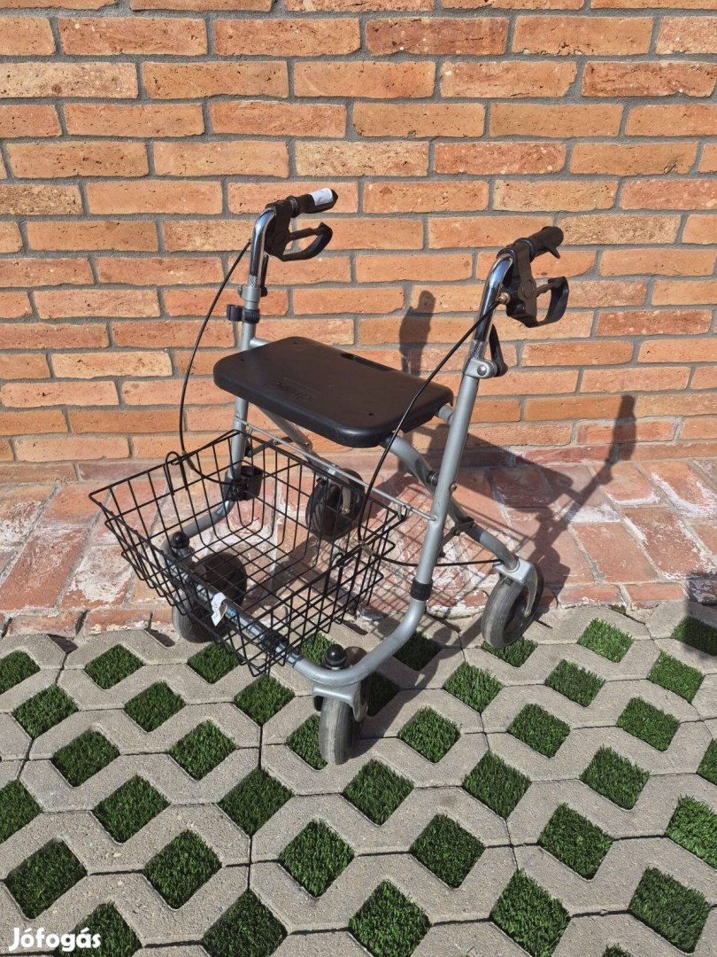 Drive Rollátor gurulós járókeret - összecsukható - 1