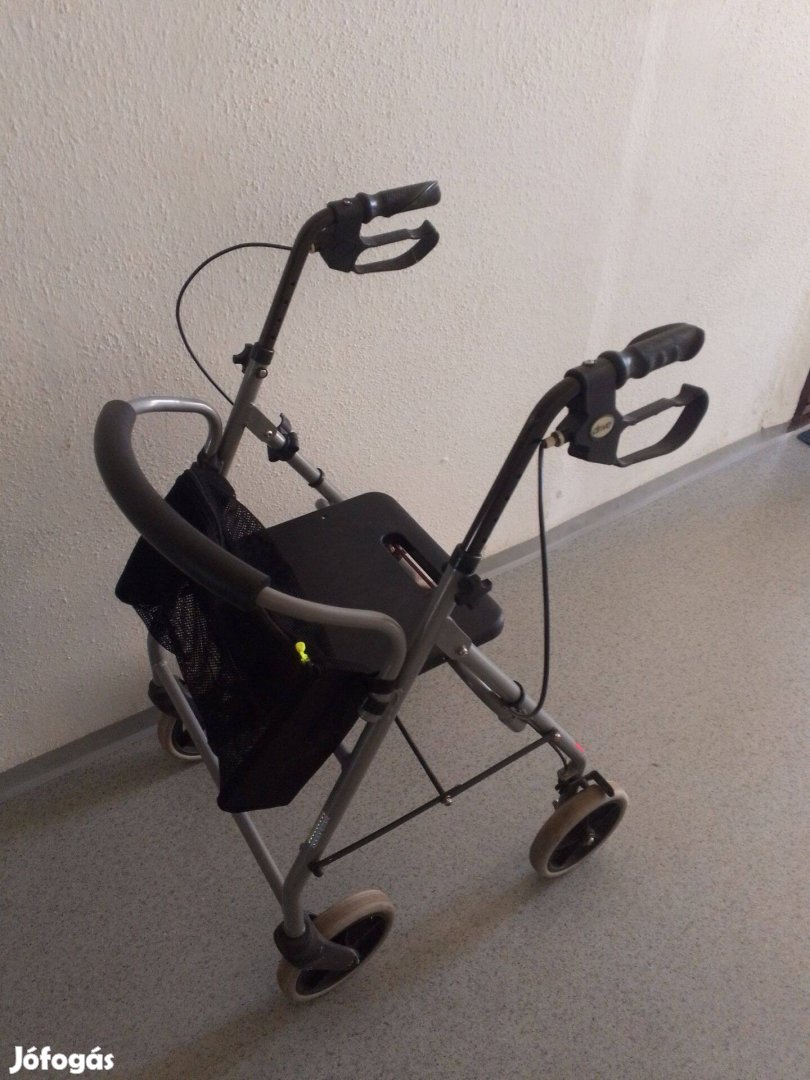 Drive összecsukható alumínium rollátor