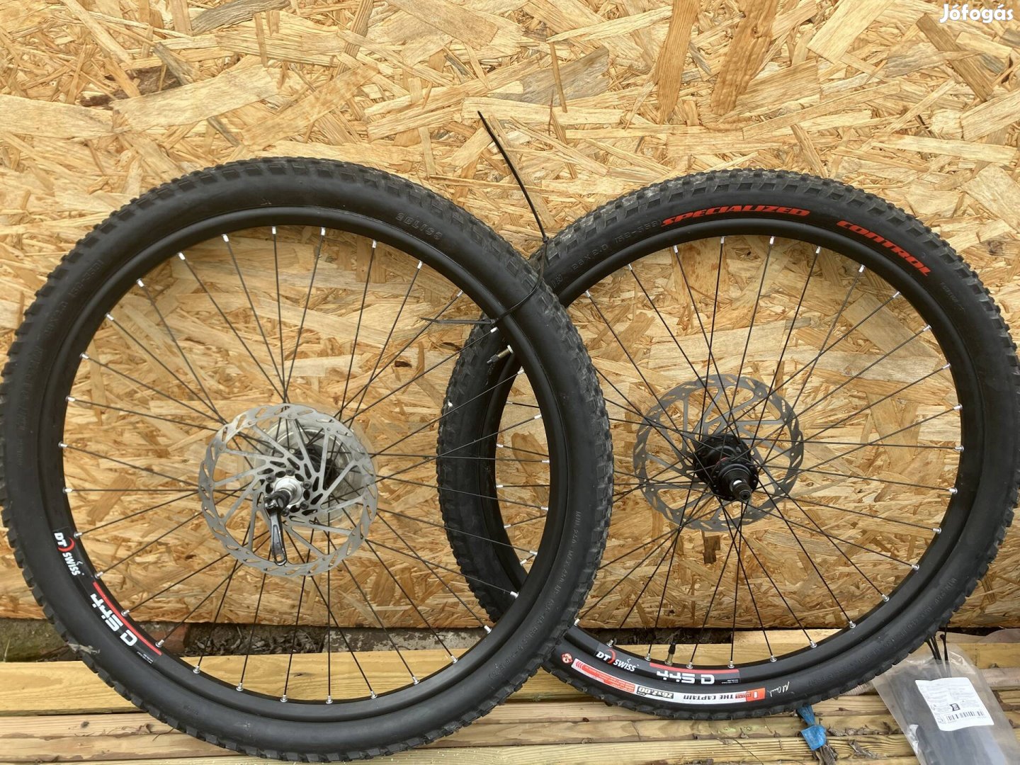 Dt swiss kerékszett 26-os