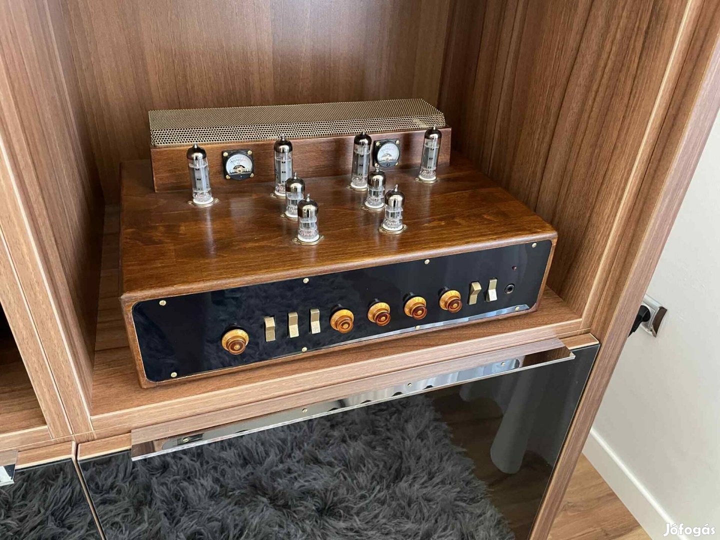 Dual C V60 Tranzisztoros erősítő