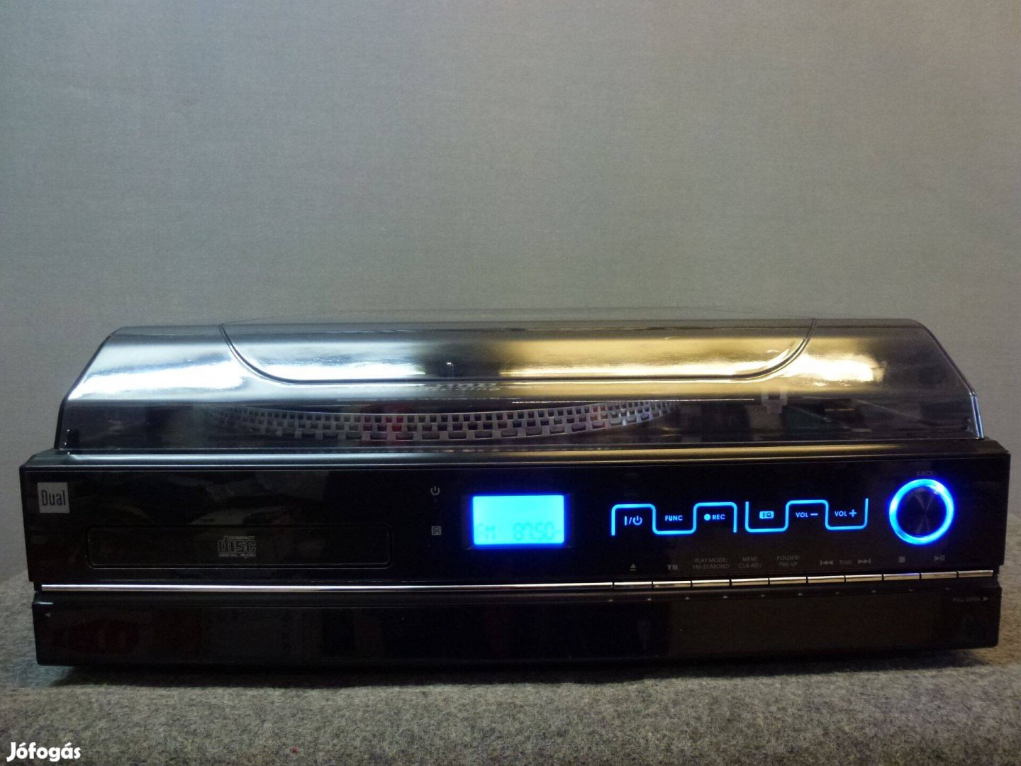 Dual NR 100 music center