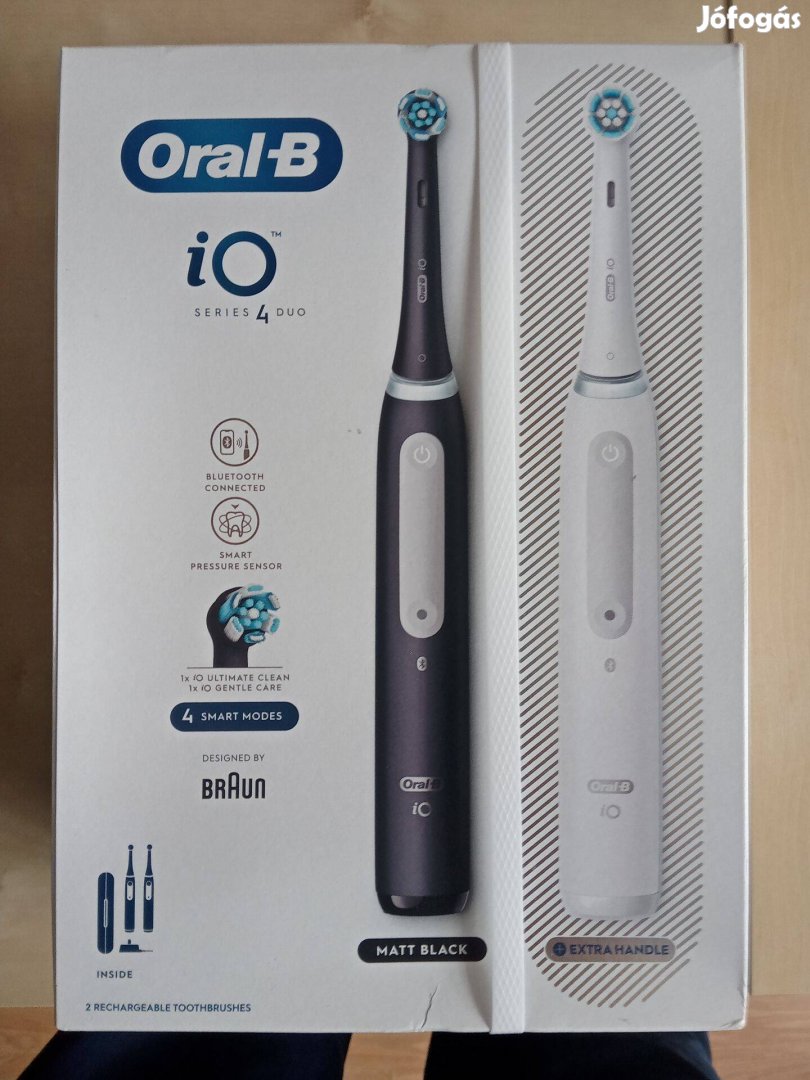 Dualpackban 2 db Oral-B iO 4 Elektromos Fogkefe utazótokkal