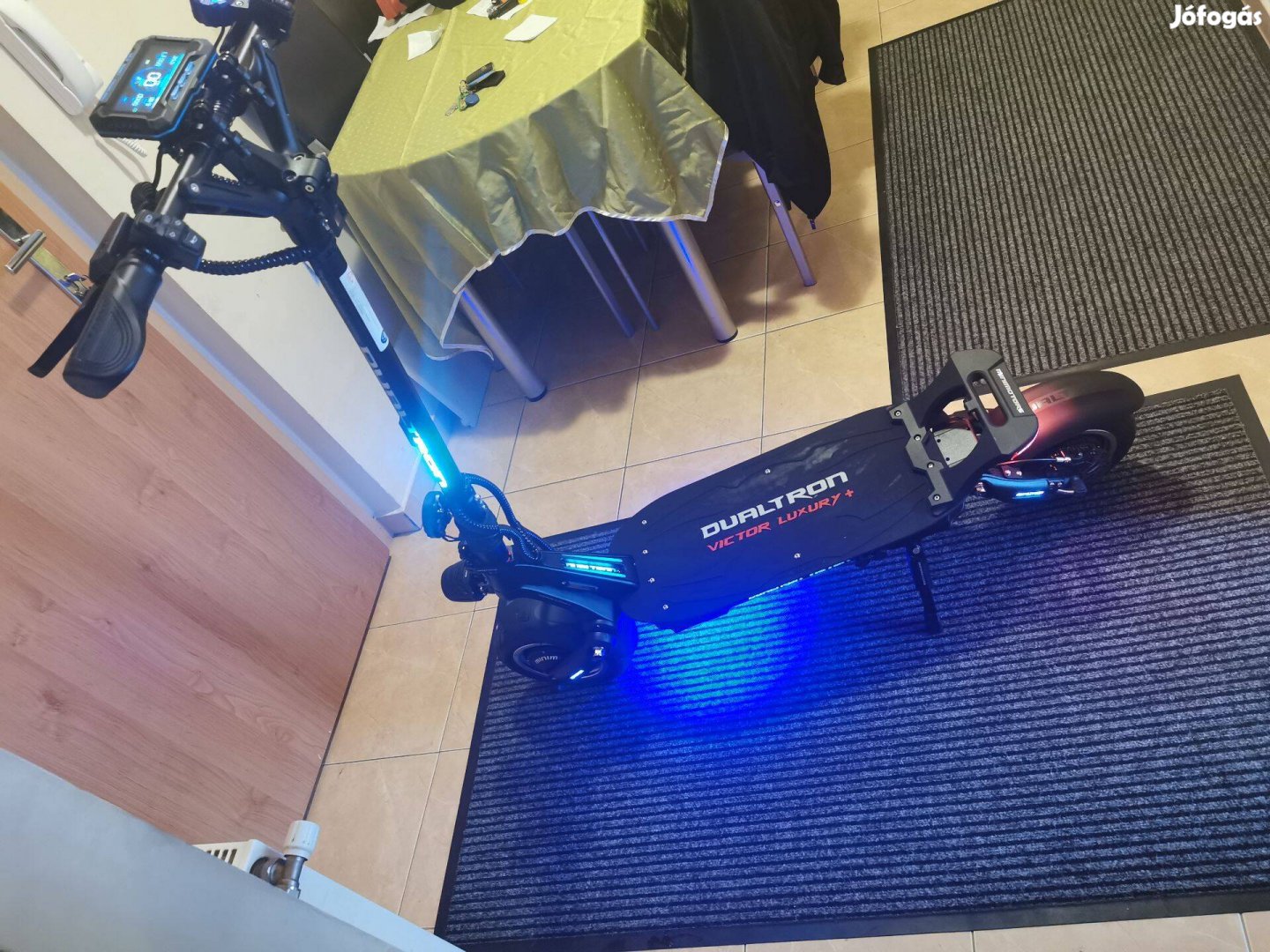 Dualtron Victor Luxury Plusz - 60V, 35AH - 37km van benne