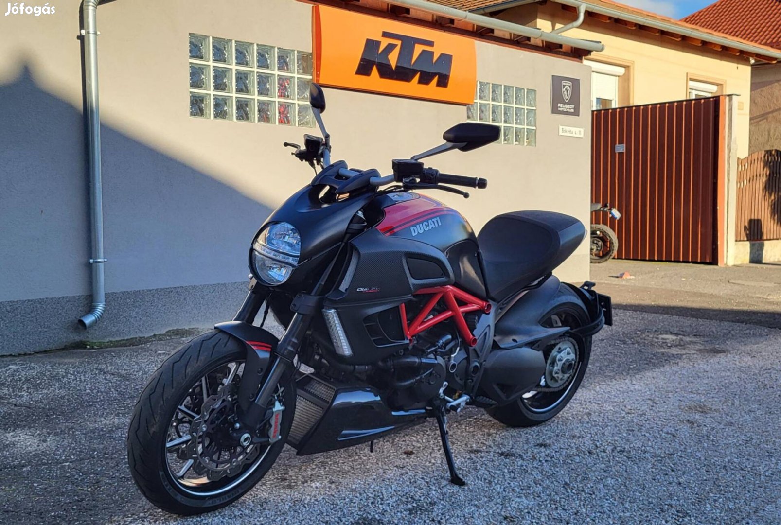 Ducati Diavel Carbon