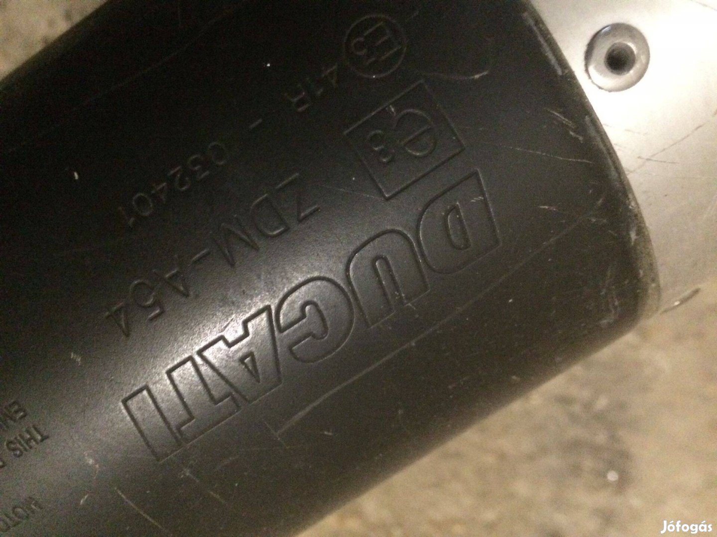 Ducati Hypermotard 796-1100 kipufogó gyári eladó!