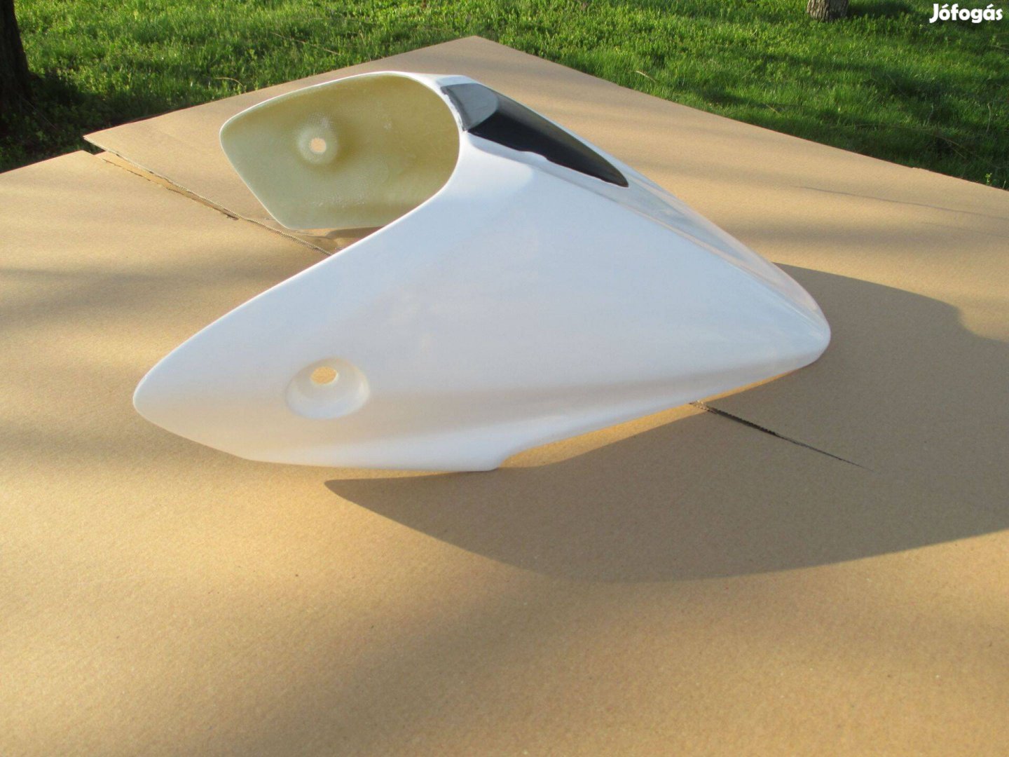 Ducati Monster 696 / 1100 üléstakaró, üléspúp