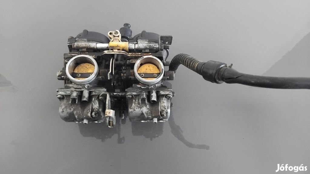Ducati Monster 750 Karburátor