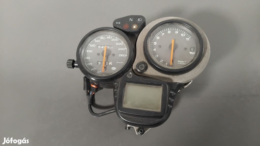 Ducati ST2 (1997-2003) - Kilóméteróra