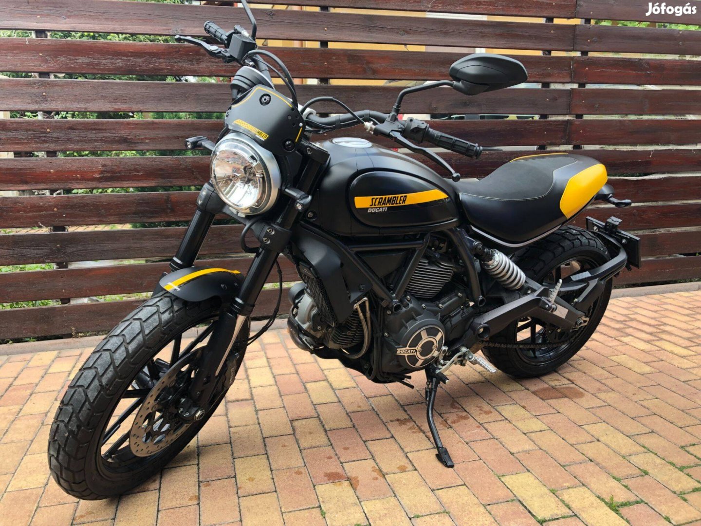 Ducati Scrambler Full Throttle