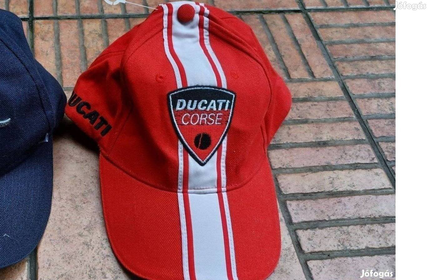 Ducati motoros sapka