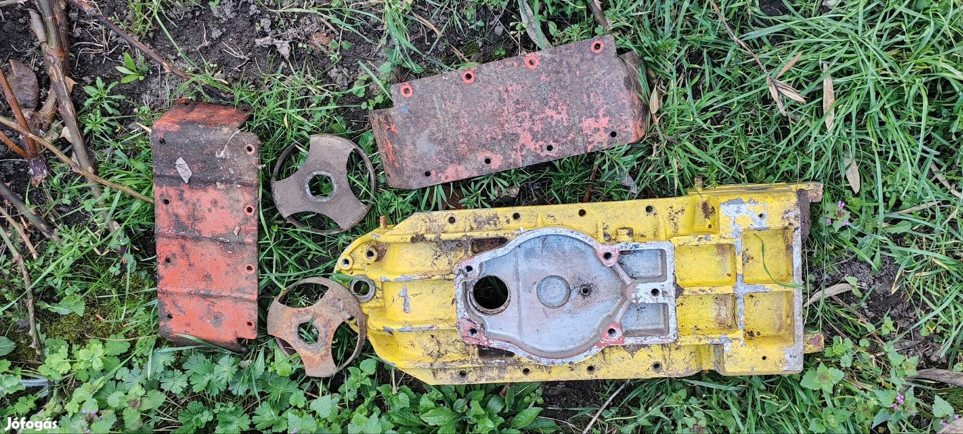 Ducati mpm10 bontott alkatrészei eladók