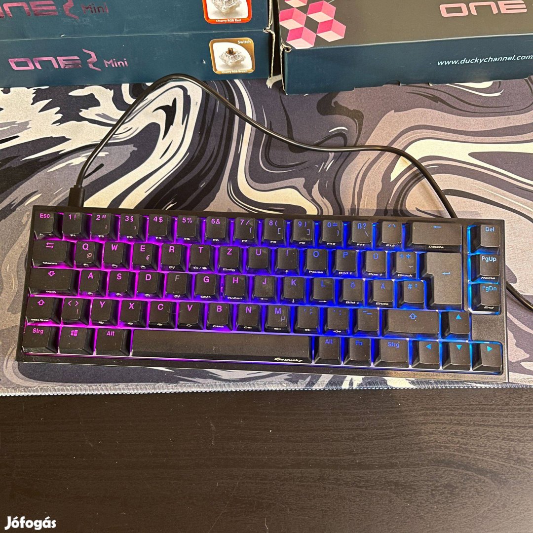 Ducky One 2 SF Brown Switch Gamer Billentyűzet - Ingyen Posta