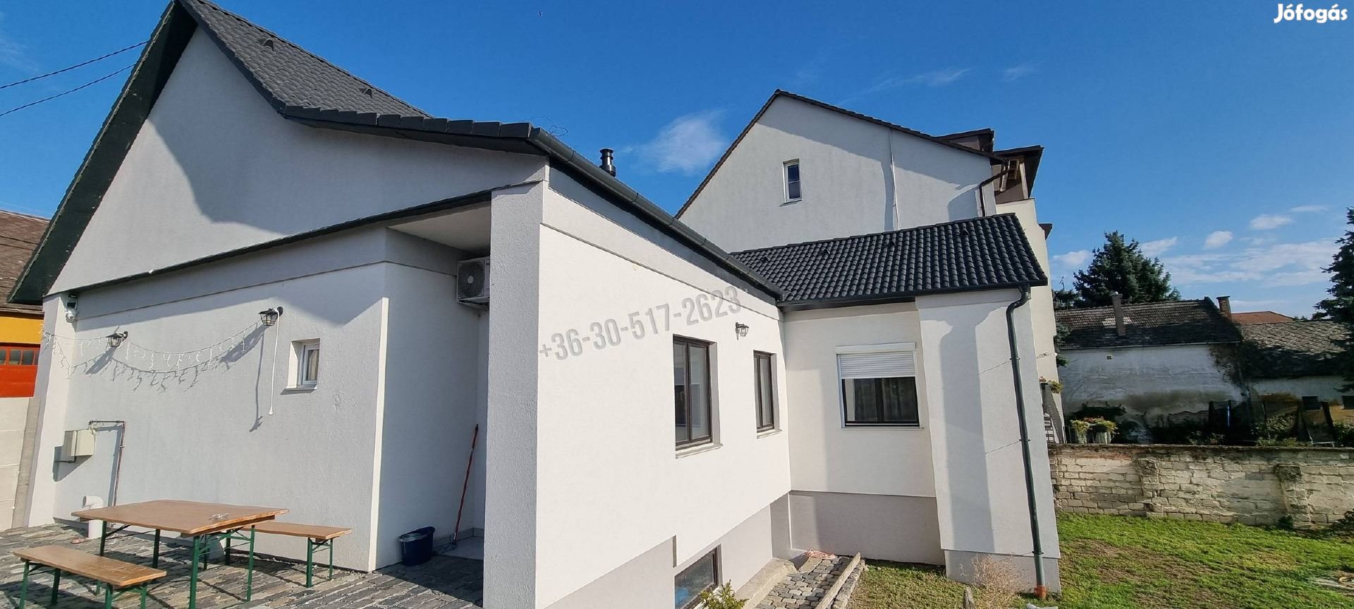 Dunaföldvár központjában, felújított garzonlakás/garzonlakások  900_gz