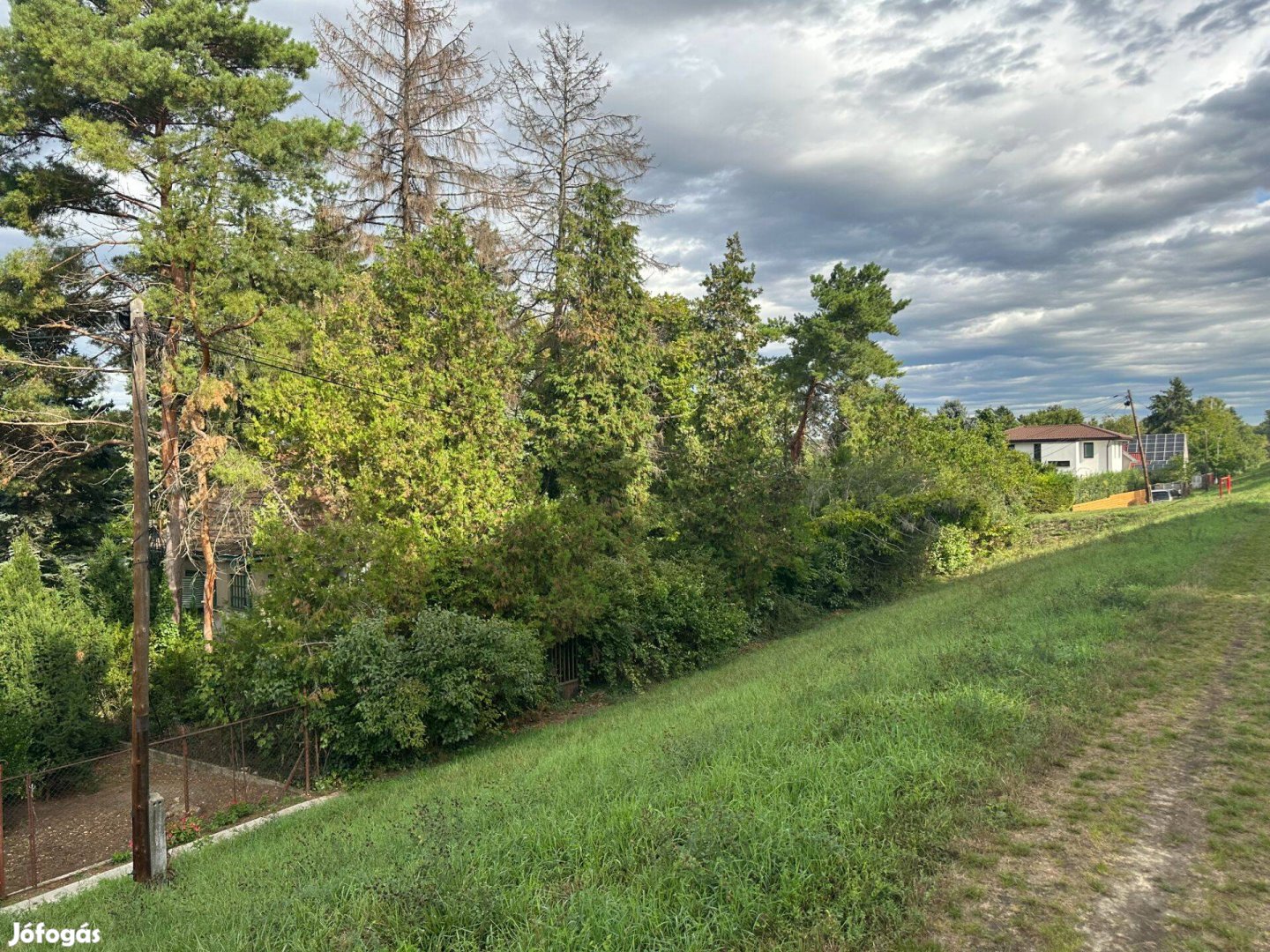 Dunafüred-Százhalombatta területén két szomszédos építési telek eladó