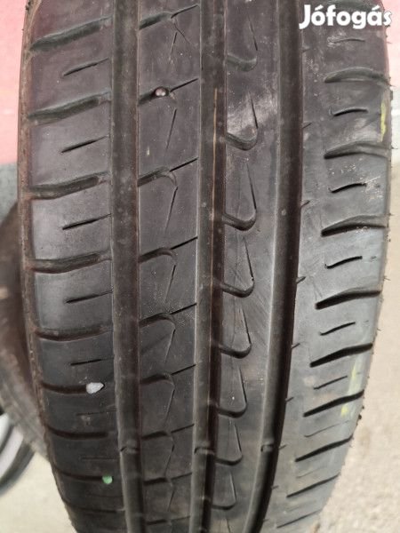 Dunlop 165/65R15 STREETRESPONSE 5mm DOT13 használt gumi HG1391 nyári