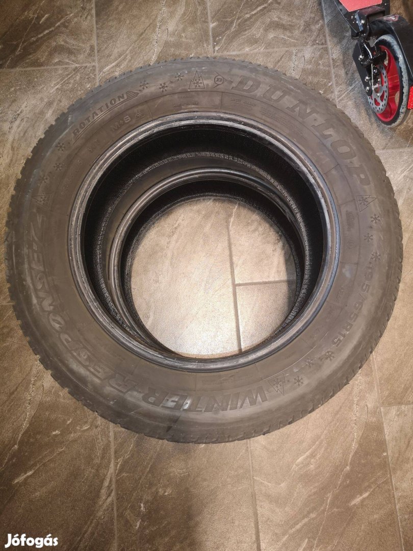 Dunlop 195/65R15 használt téligumi eladó