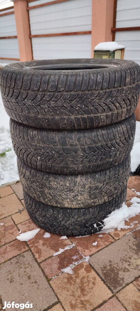 Dunlop 205/60 R16 téligumik 10eft/4db!