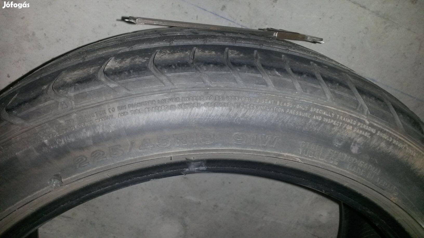 Dunlop 225/45R18 nyári gumi