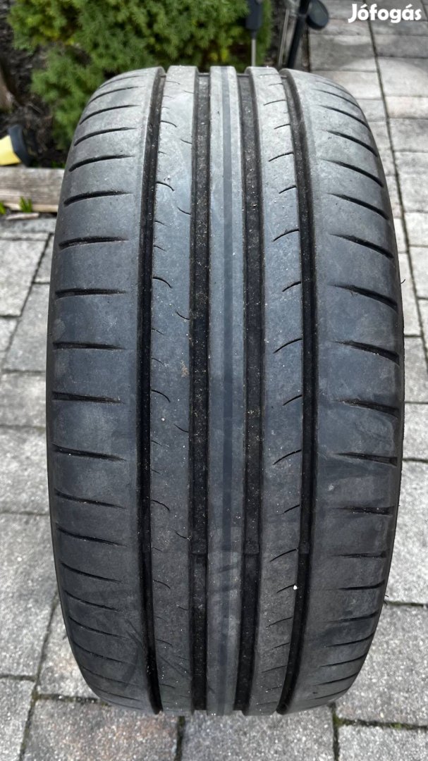 Dunlop 225/45r17 94XL