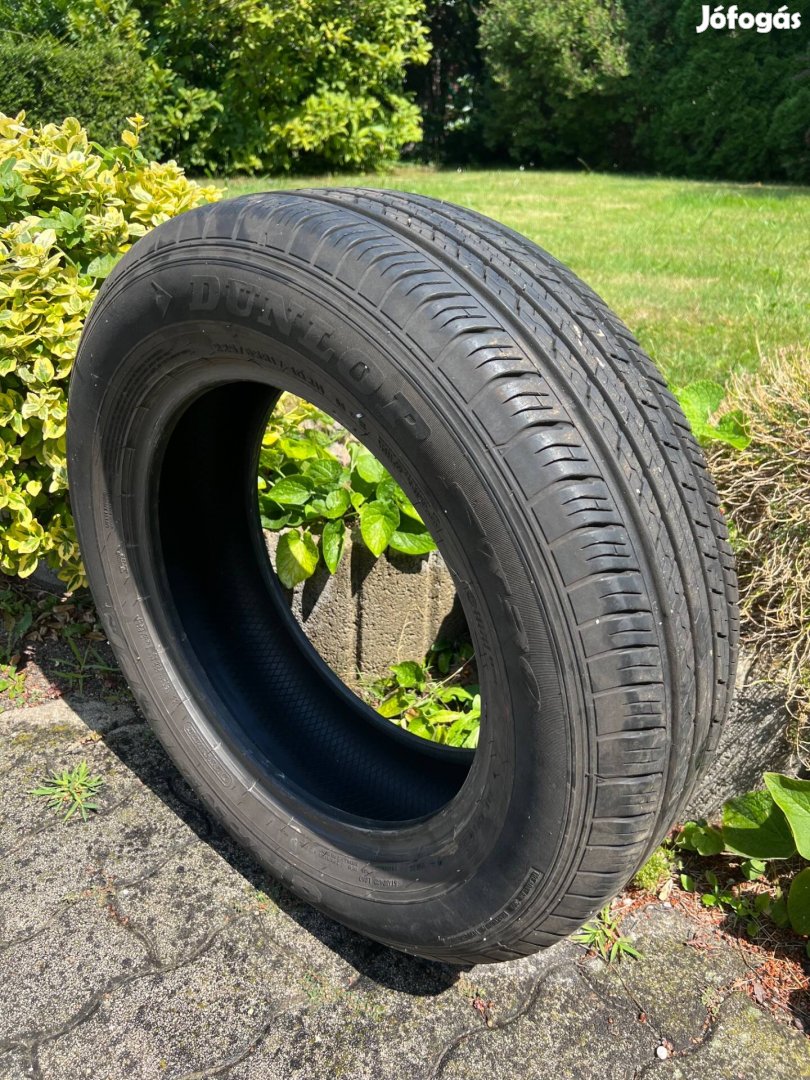 Dunlop 225/65 R17 gumiabroncs