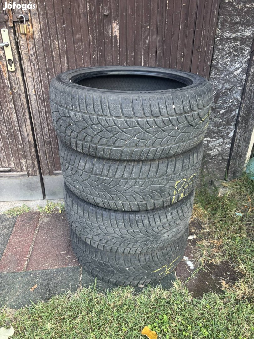 Dunlop 235 45r19 99v
