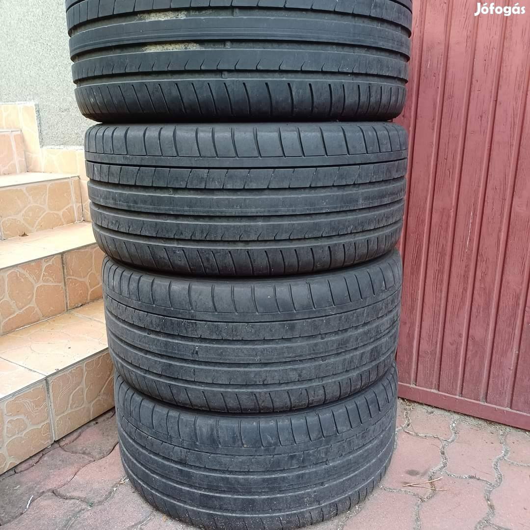 Dunlop 255/35R19 nyárigumi garnitúra