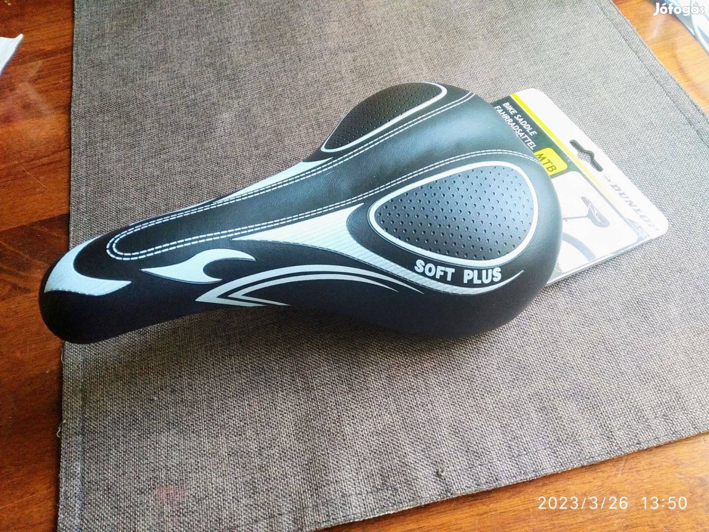 Dunlop Bicikli nyereg Kerékpár Nyereg Dunlop MTB Új hátsó prizmás soft