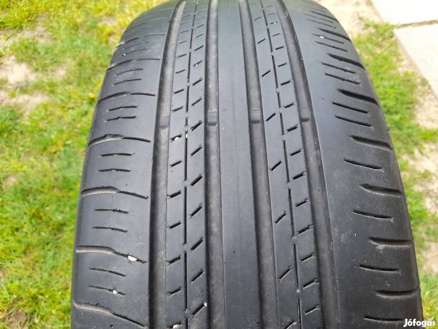 Dunlop Grandtrek PT 30 225/60/18-100H használt nyári gumi