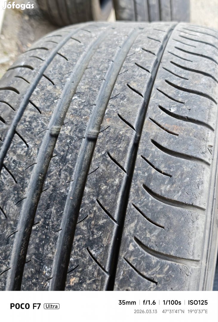 Dunlop SP Sport Maxx 23545R18