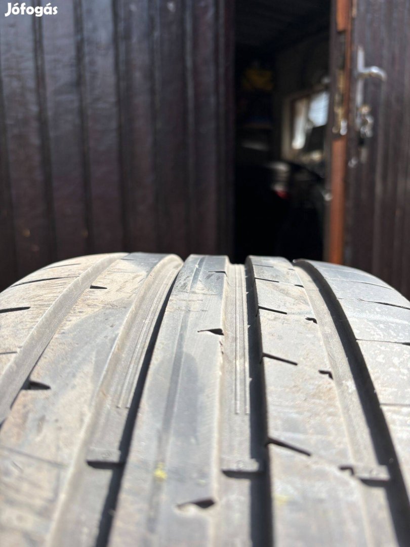 Dunlop Sportmaxx 225/45 R17 nyárigumi 2+1db
