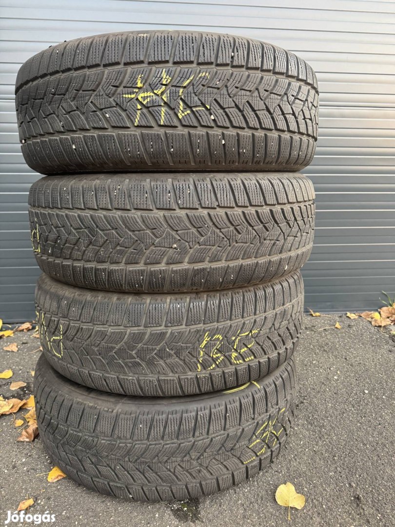 Dunlop Winter Sport 5 235/60/R18 107H téli szett