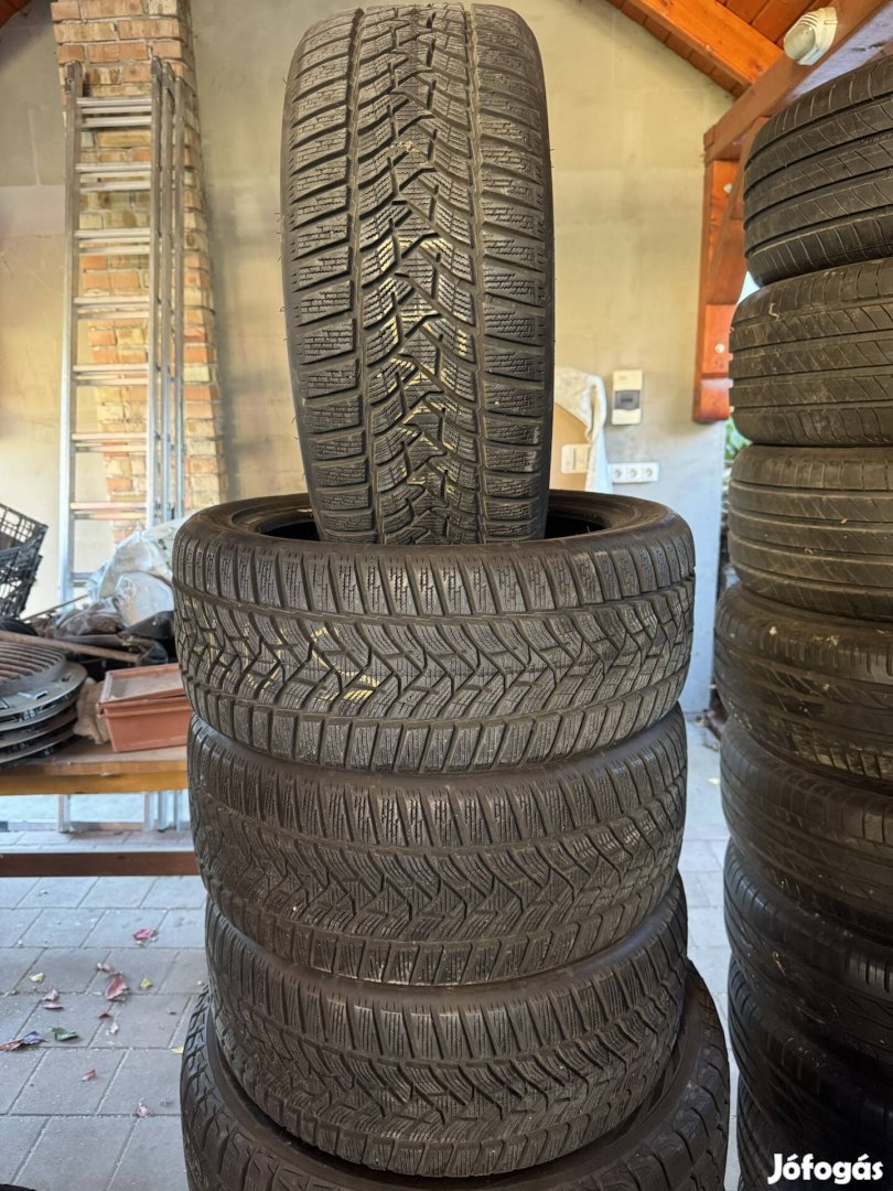 Dunlop Winter sport 5d 225/45r17 7,5mm+