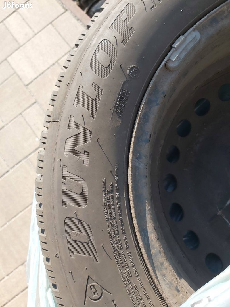 Dunlop Wintersport 5 gyári téli kerék garnitúra Ford