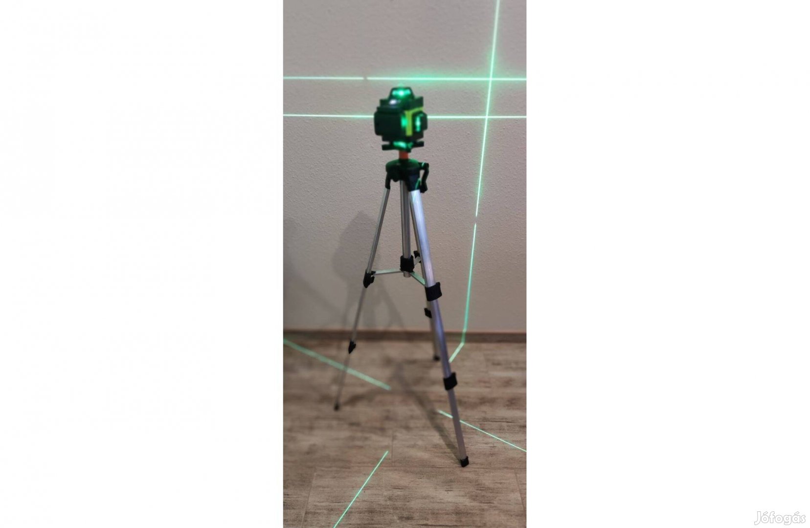 Dupla aksi+tripod 4D-16 vonalas 360° zöldfényű szintezőlézer