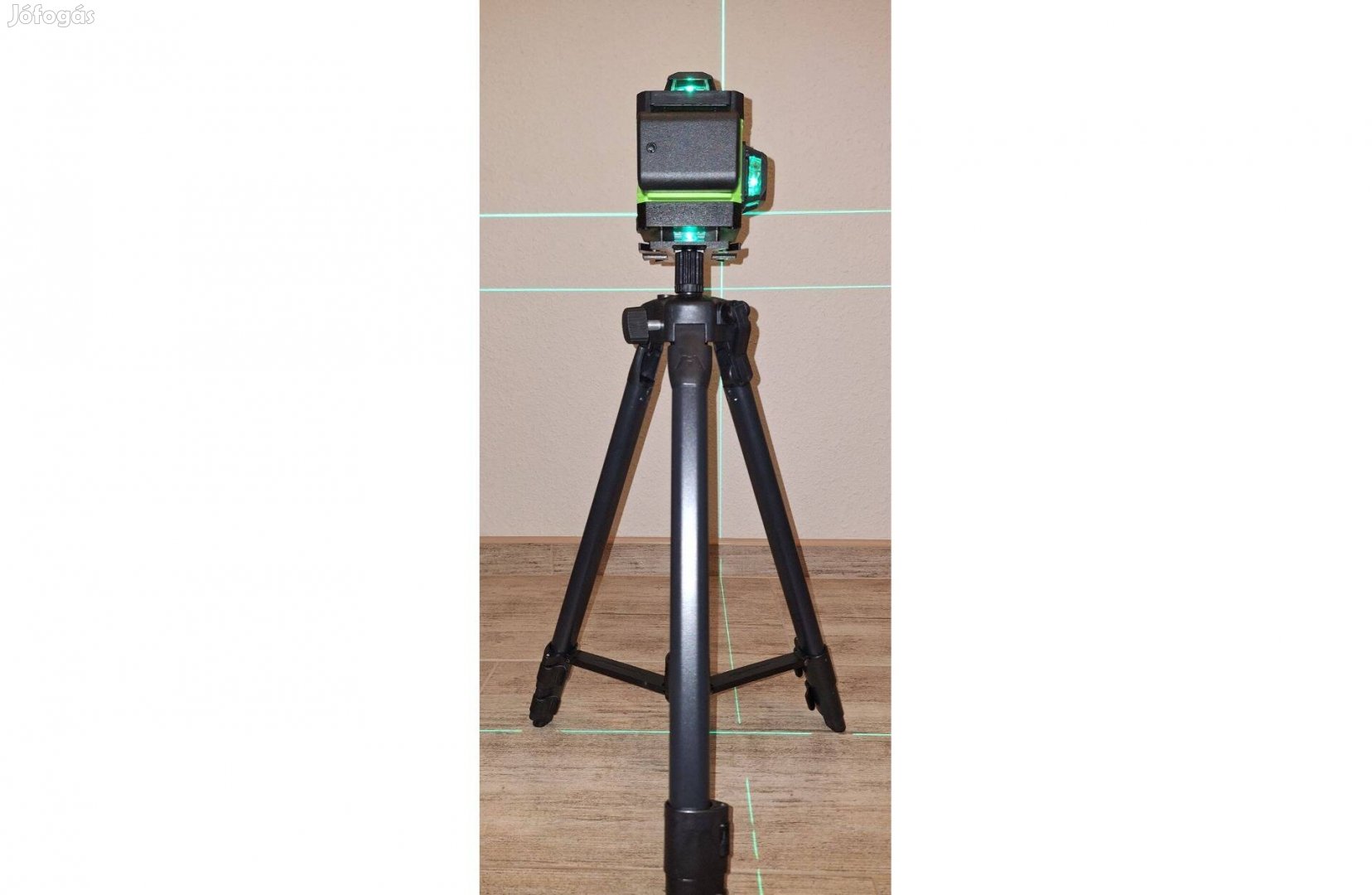 Dupla aksi+tripod 4D-16 vonalas 360° zöldfényű szintezőlézer -Utánvéte