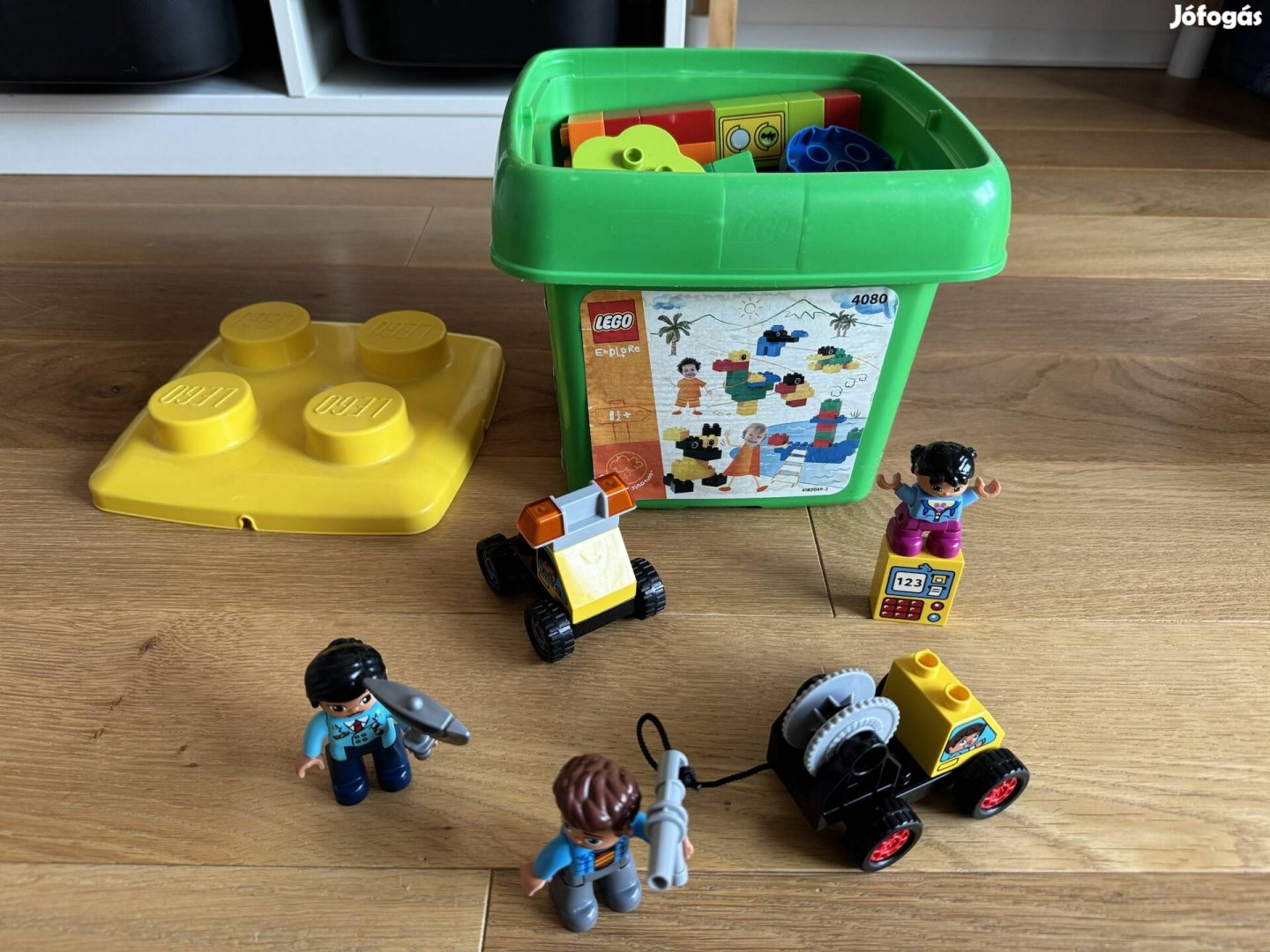 Duplo explore doboz extrakkal