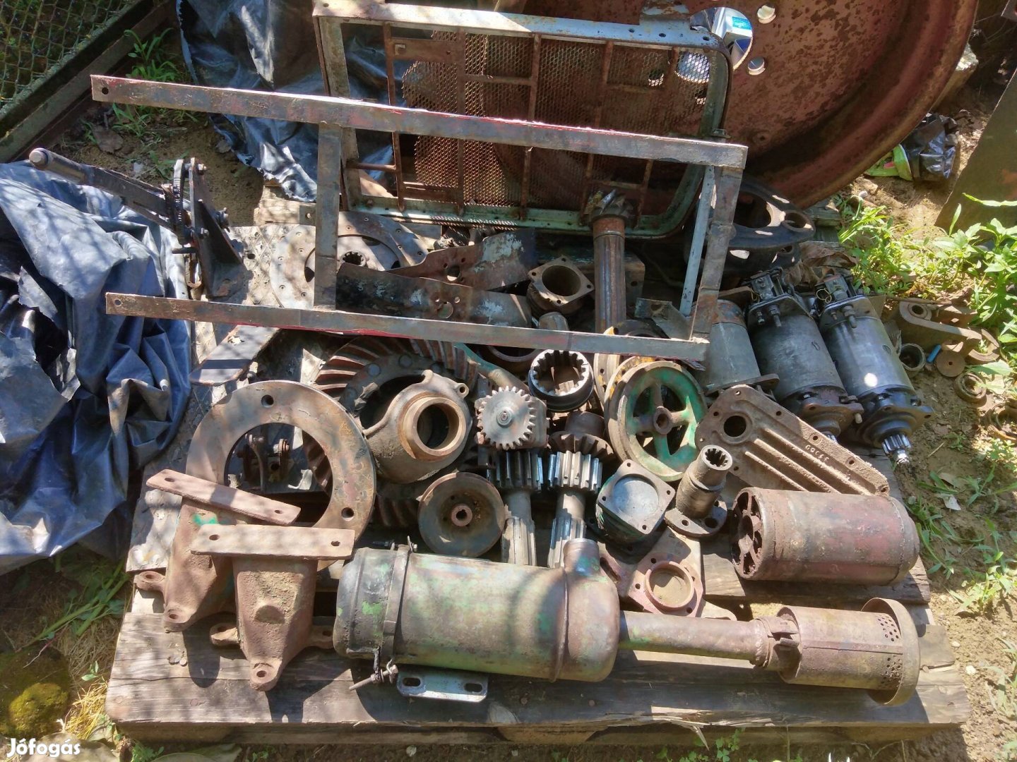 Dutra ue 28 vegyes alkatrések 