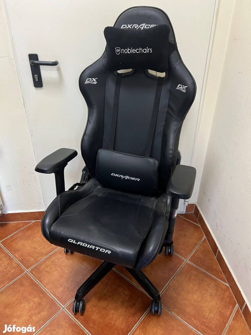 Dxracer Prince Series fekete gamer szék