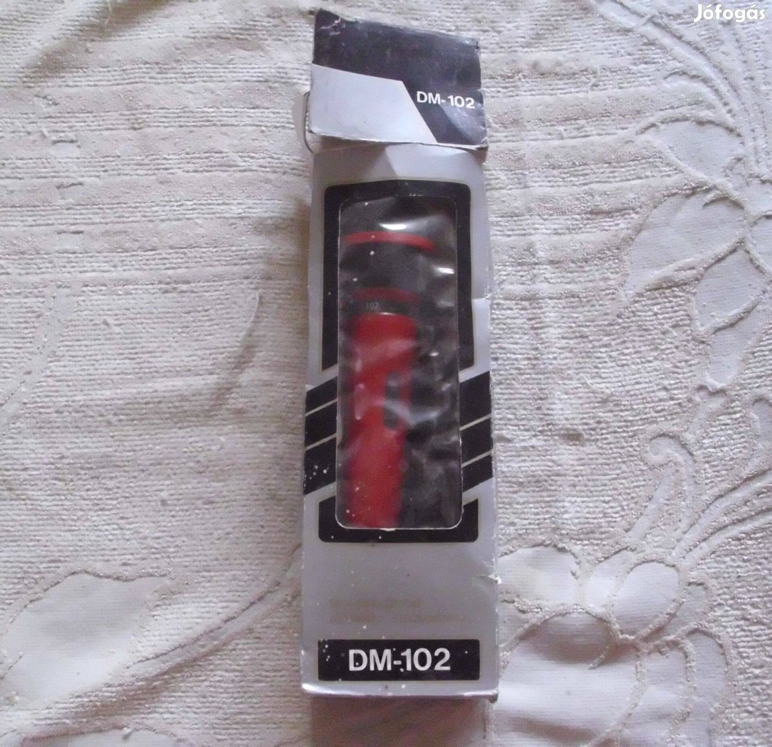 Dynamic michrophone piros színű DM-102