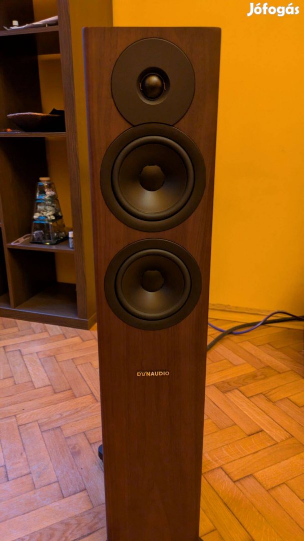 Dynaudio Evoke 30