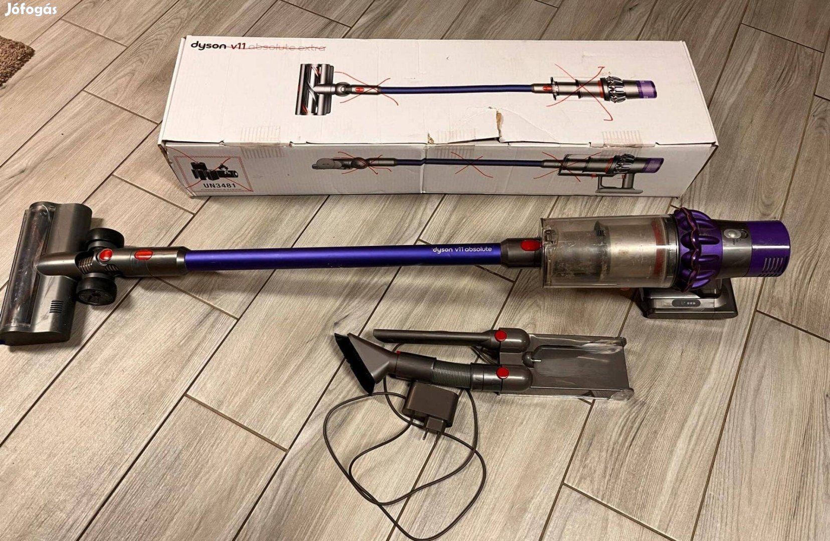 Dyson V10 / V11 Akkus Akkumulátoros Tartályos forgókefés Porszívó