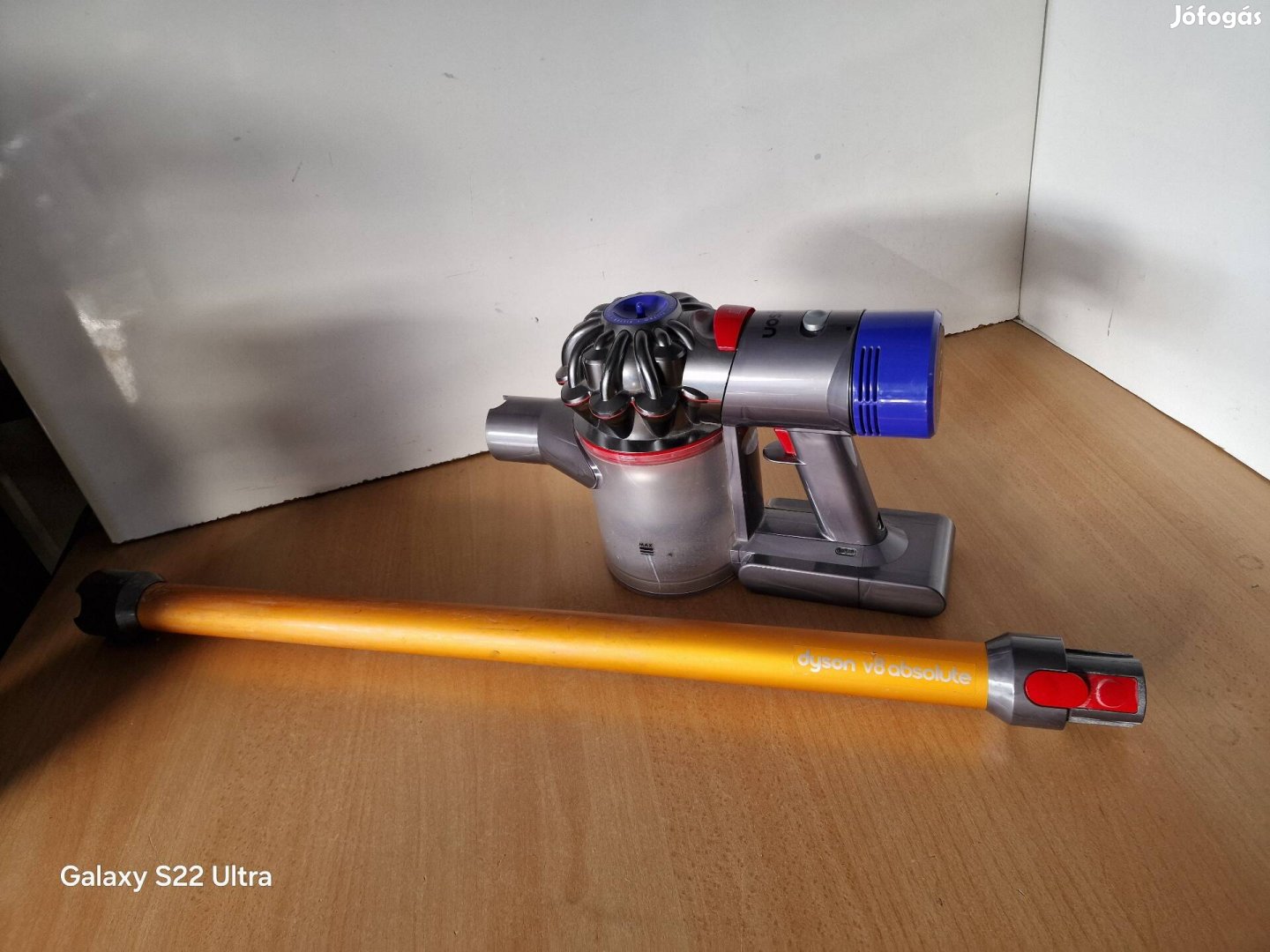 Dyson V8 hibás kézi porszívó